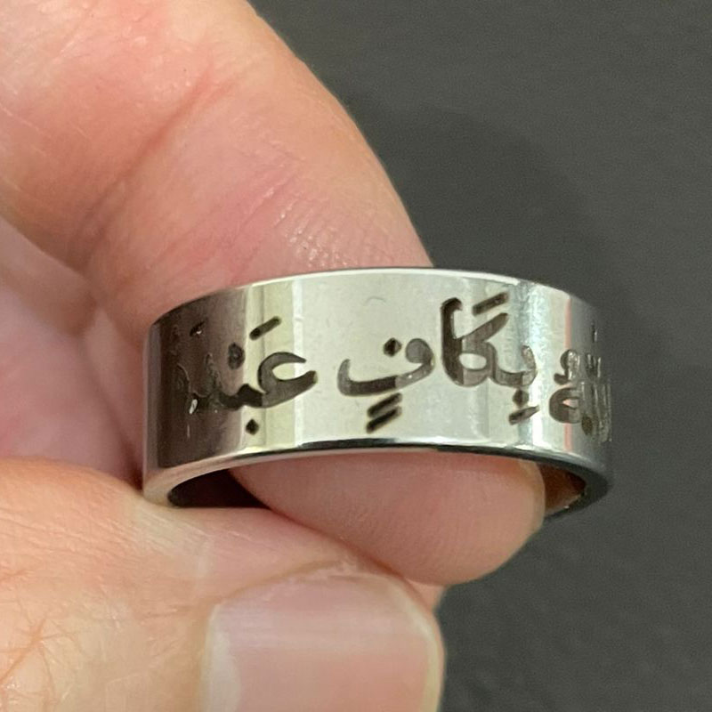 خاتم من الفولاذ المقاوم للصدأ  - مراجعة Gadget Q وسعره